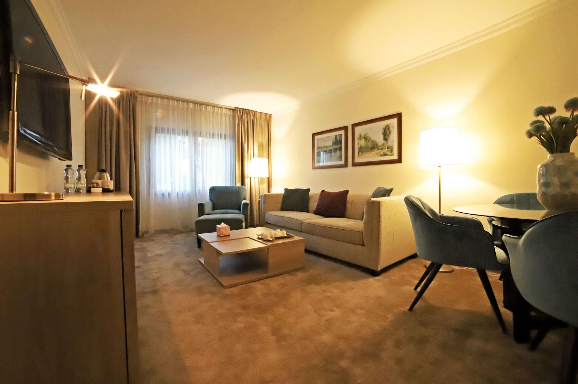 The Sanrock Hotel アンマン エクステリア 写真